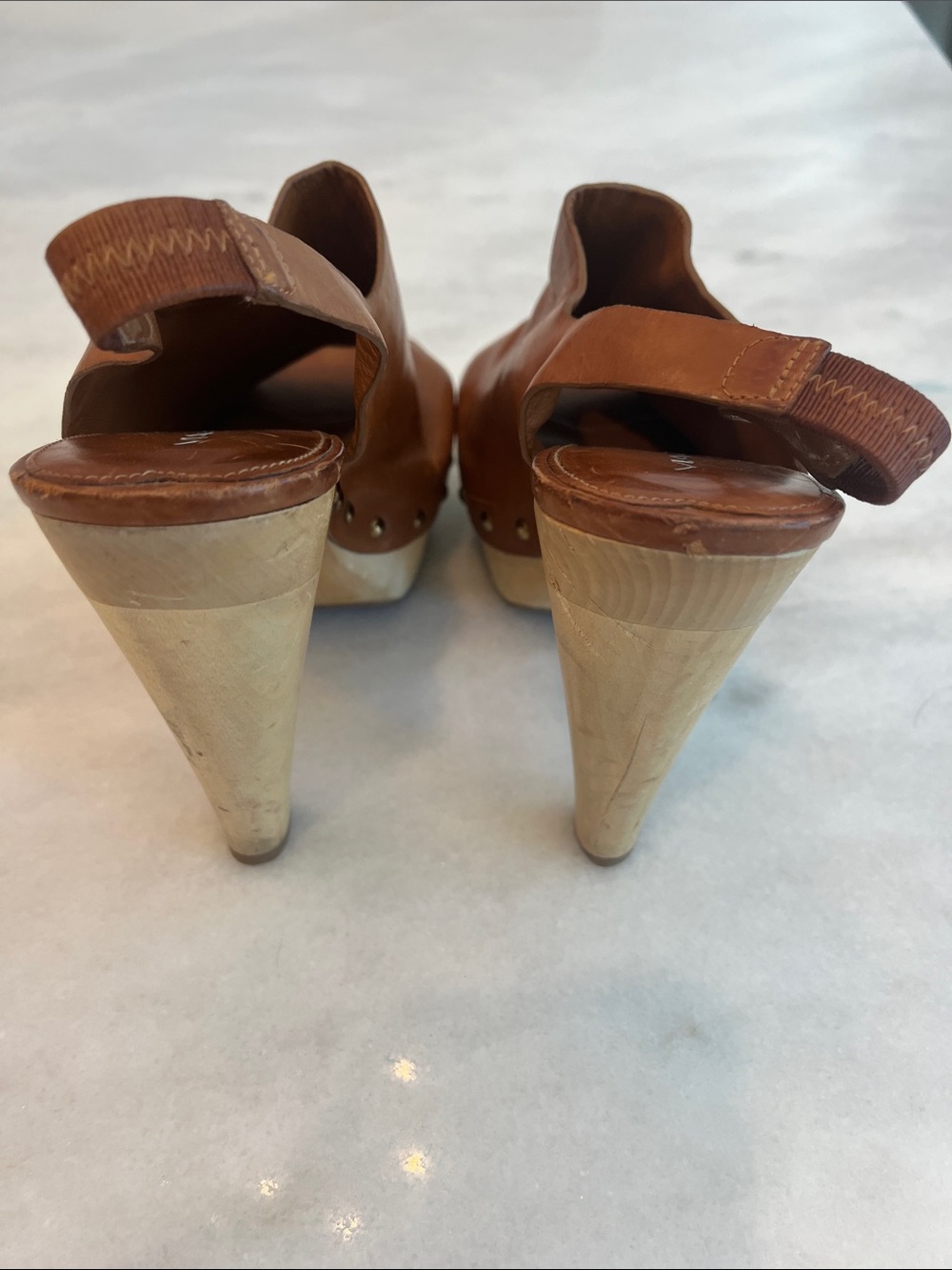 Via Spiga Astro Studded Slingback Platform Heels Clogs Carmel Brown Leather Sz 8 - Picture 9 of 13